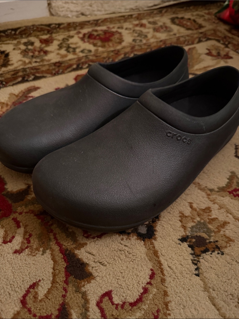 Men’s 12 CROCS Professional Slip-On Work Clogs in Charcoal
